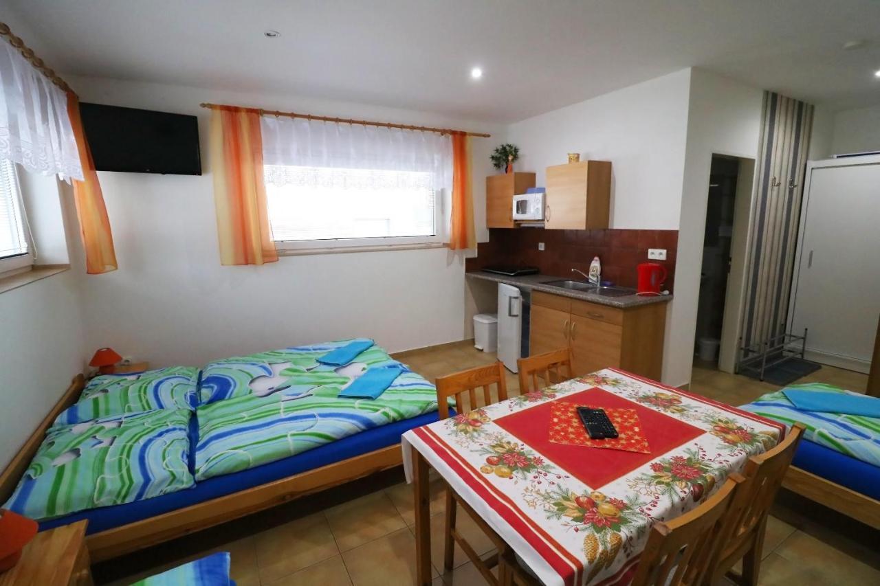Apartmany Jana Janske Lazne Dış mekan fotoğraf
